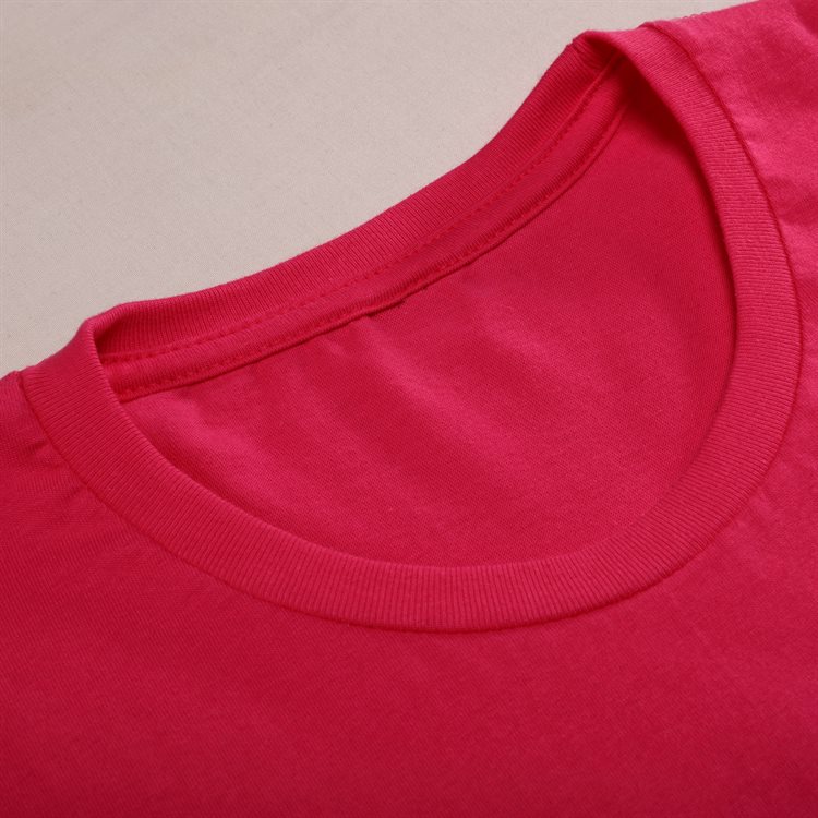 Fitted round neck t-shirt