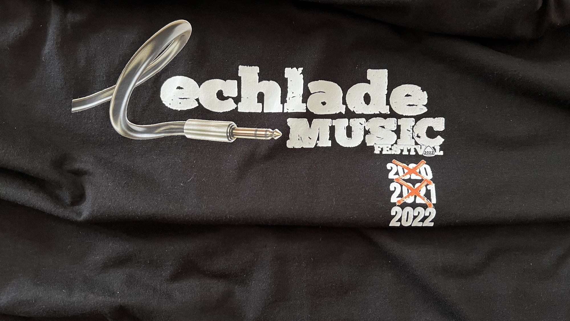 How memories are made with custom tshirts which can make a summer festival event feel all that more special. blog image How memories are made with custom tshirts which can make a summer festival event feel all that more special. blog image